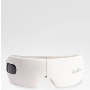 White Heated Eye Massager with Vibration Therapy